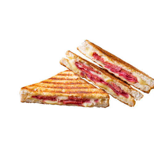 SALÇALI SUCUKLU TOST (DANA SUCUK)